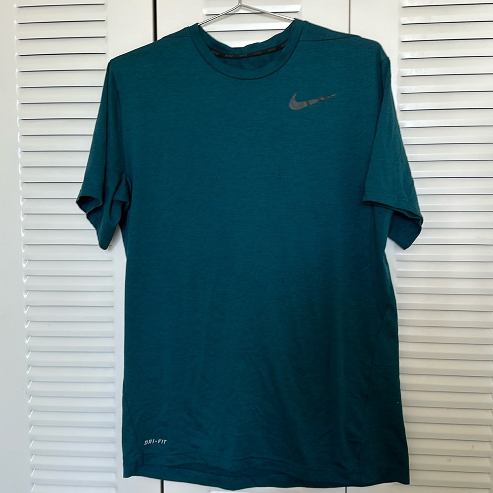 Teal workout shirt